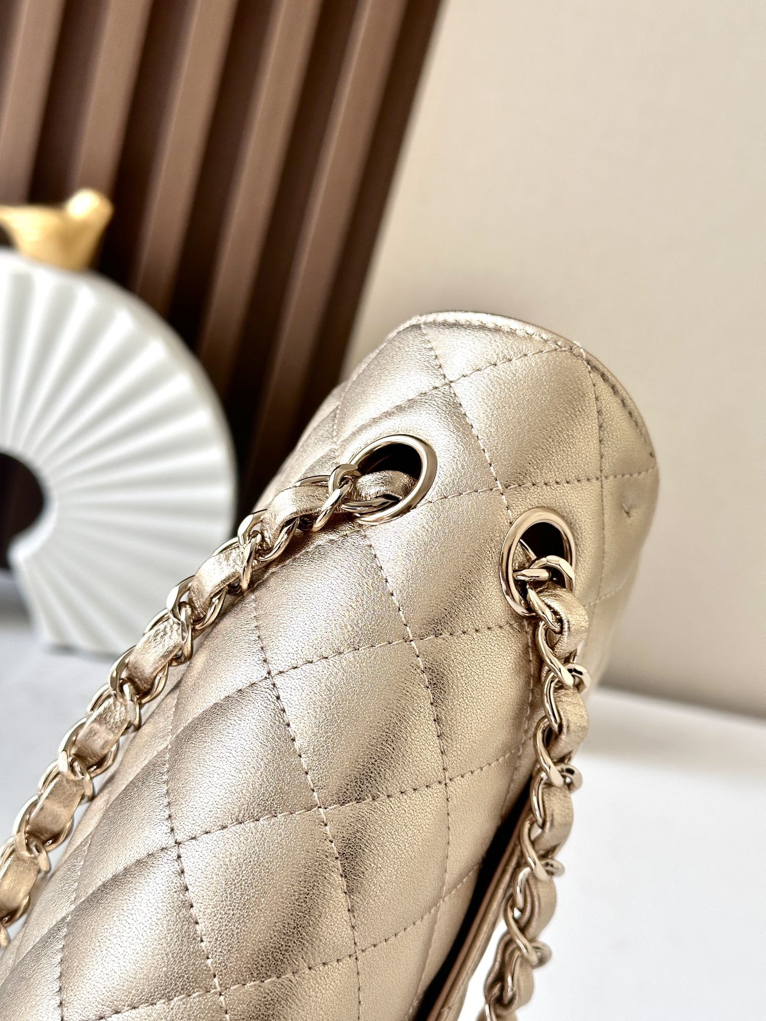 Ch*el classic flap a01112 gold 15.5×25.5×6.5cm