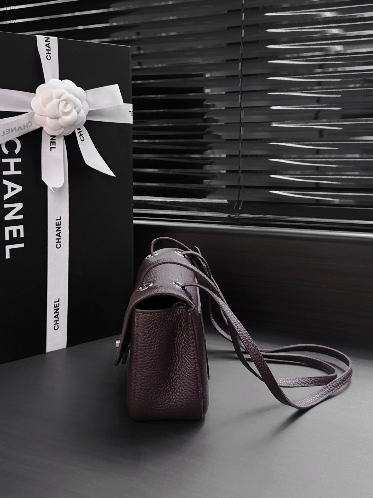Ch*el mini flap bag coffee silver hardware as6573 13x20x6cm
