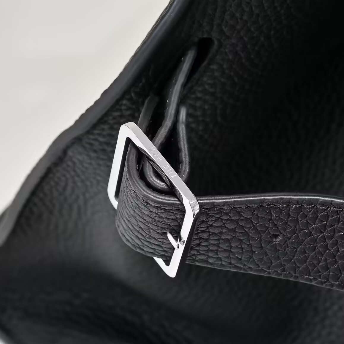T*e R0w ew margaux 43x20.5x24cm