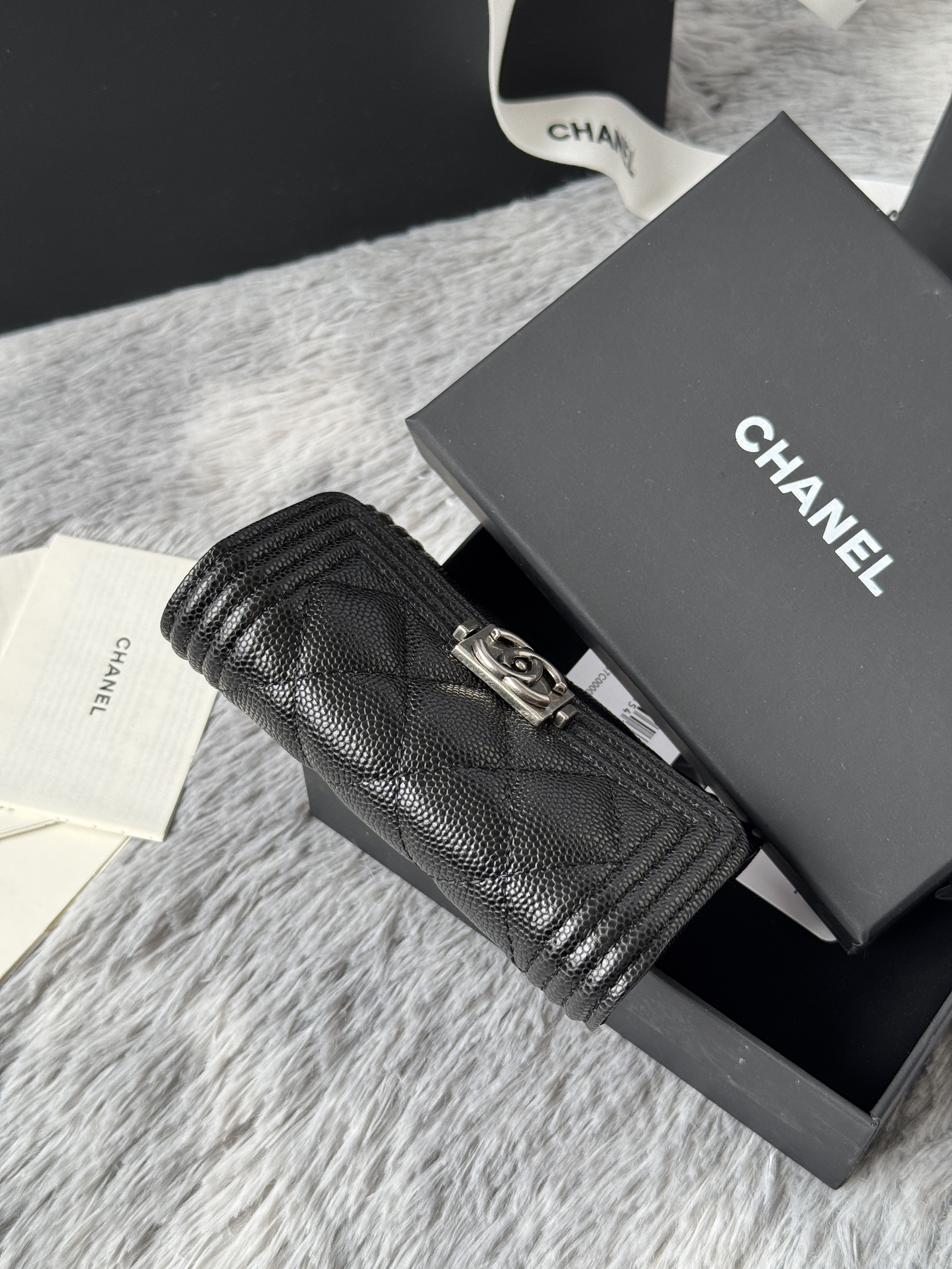 Ch*el boy Ch*el flap card holder a80603 7.5x11.3x2.1cm