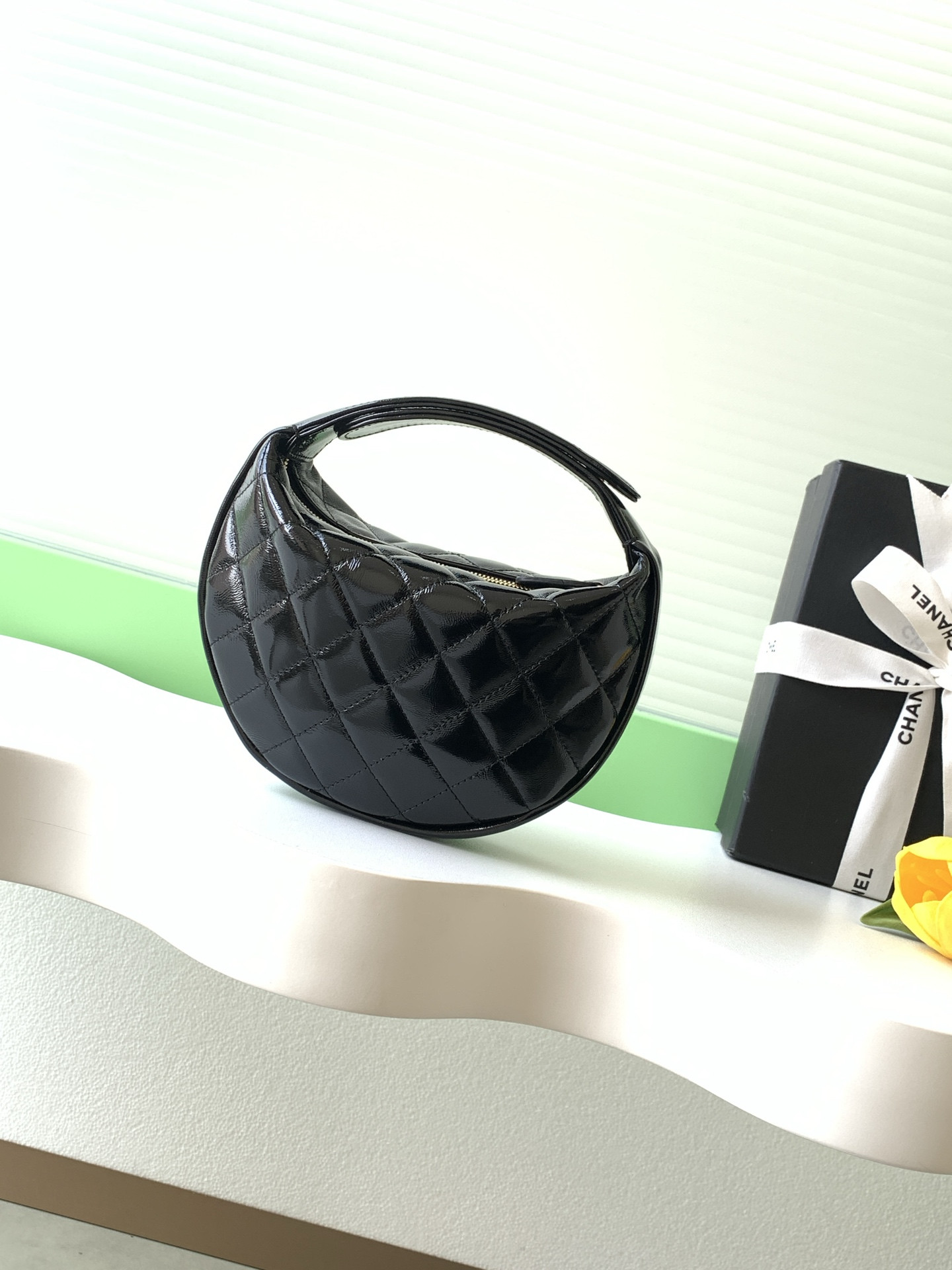 Ch*el patent leather handbag as4976 11x19x8cm