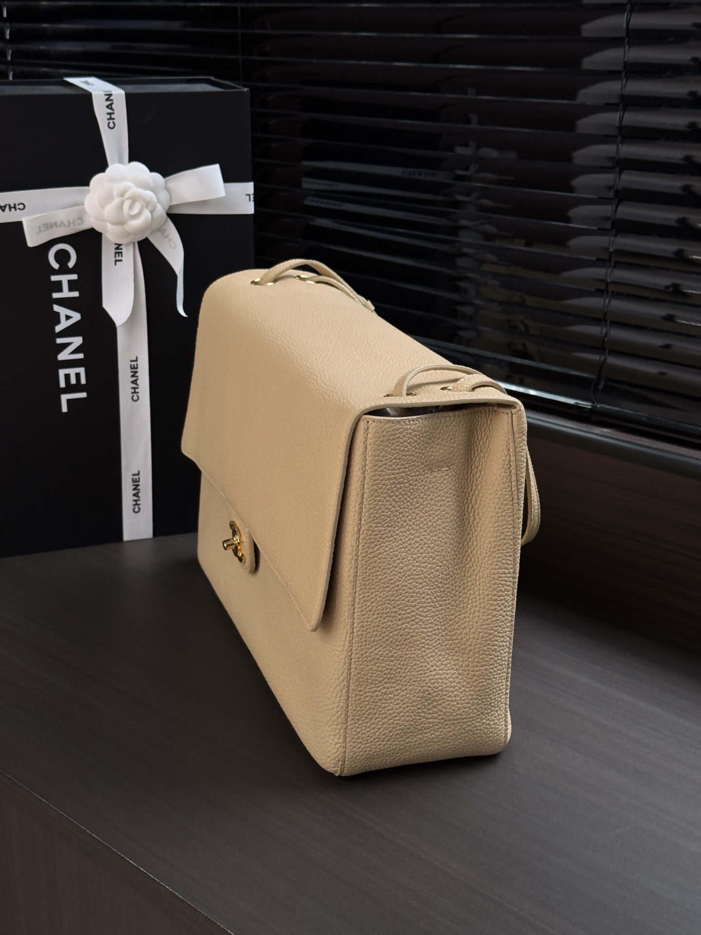 Ch*el maxi flap bag as6233 26x38.5x11cm