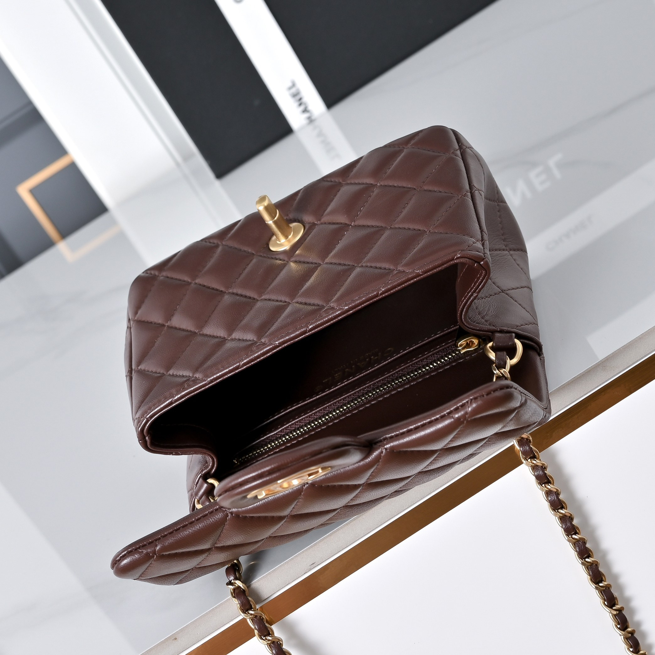 Ch*el mini flap bag coffee brown as1786 13.5x17x8cm