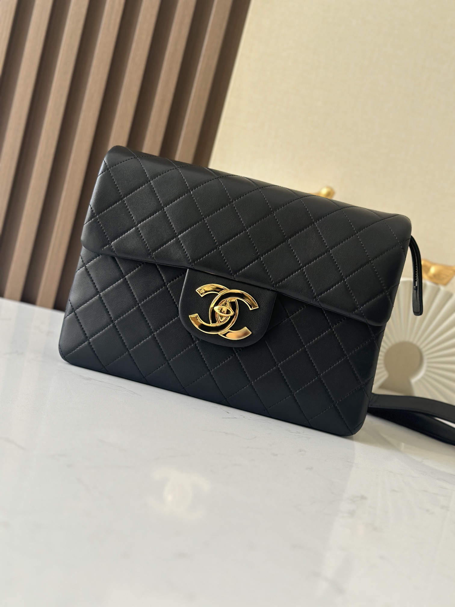 Ch*el flap backpack as2219 30x21x8cm
