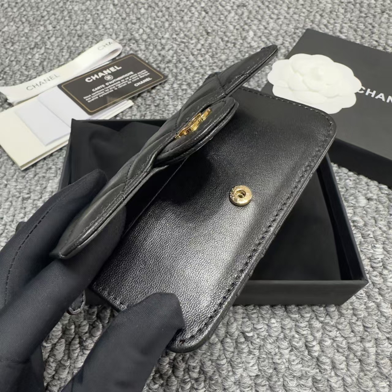 Ch*el classic quilted card holder/coin purse