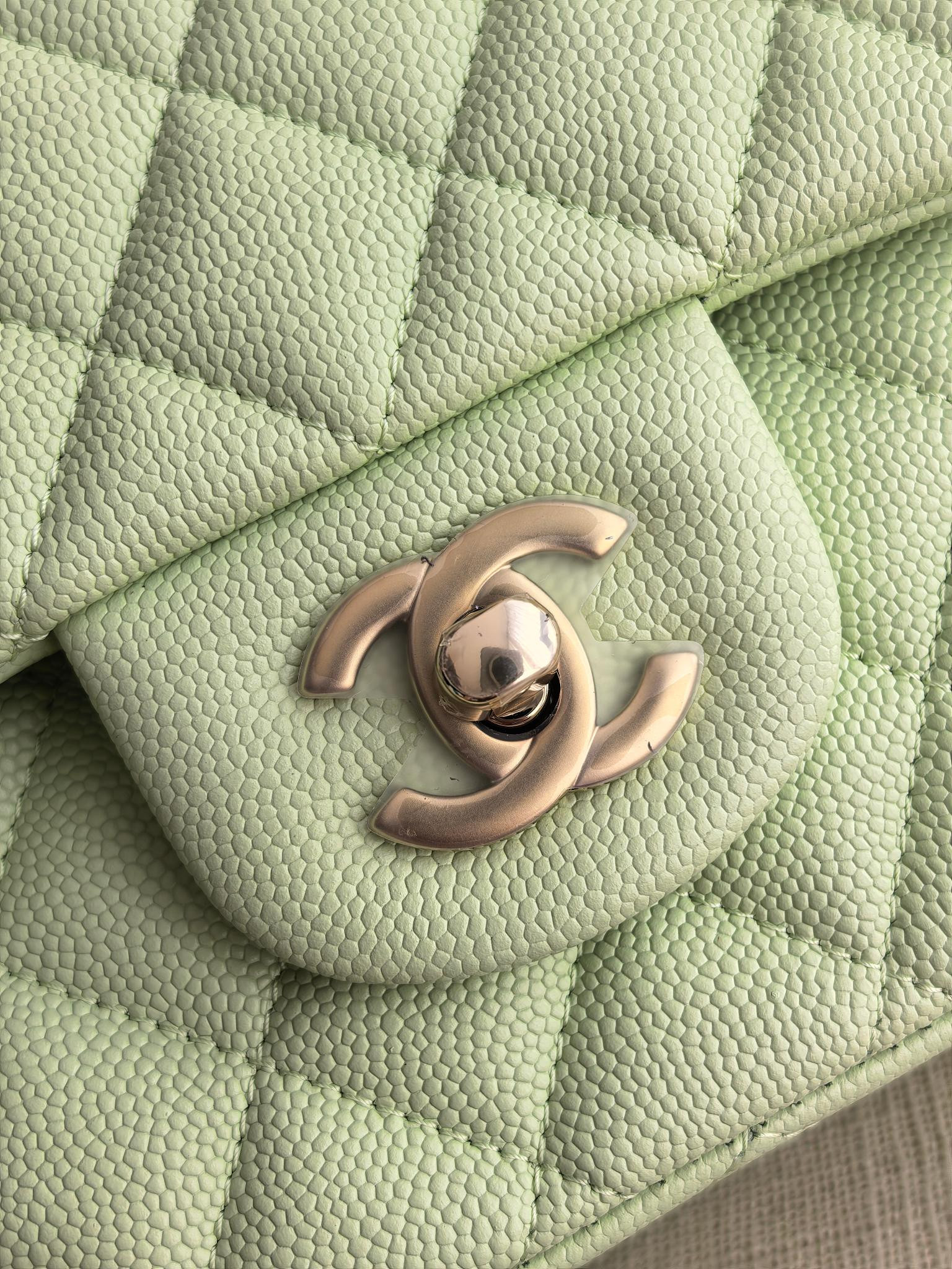 Ch*el classic flap mint green bag with light gold hardware a01112 15.5x25.5x6cm