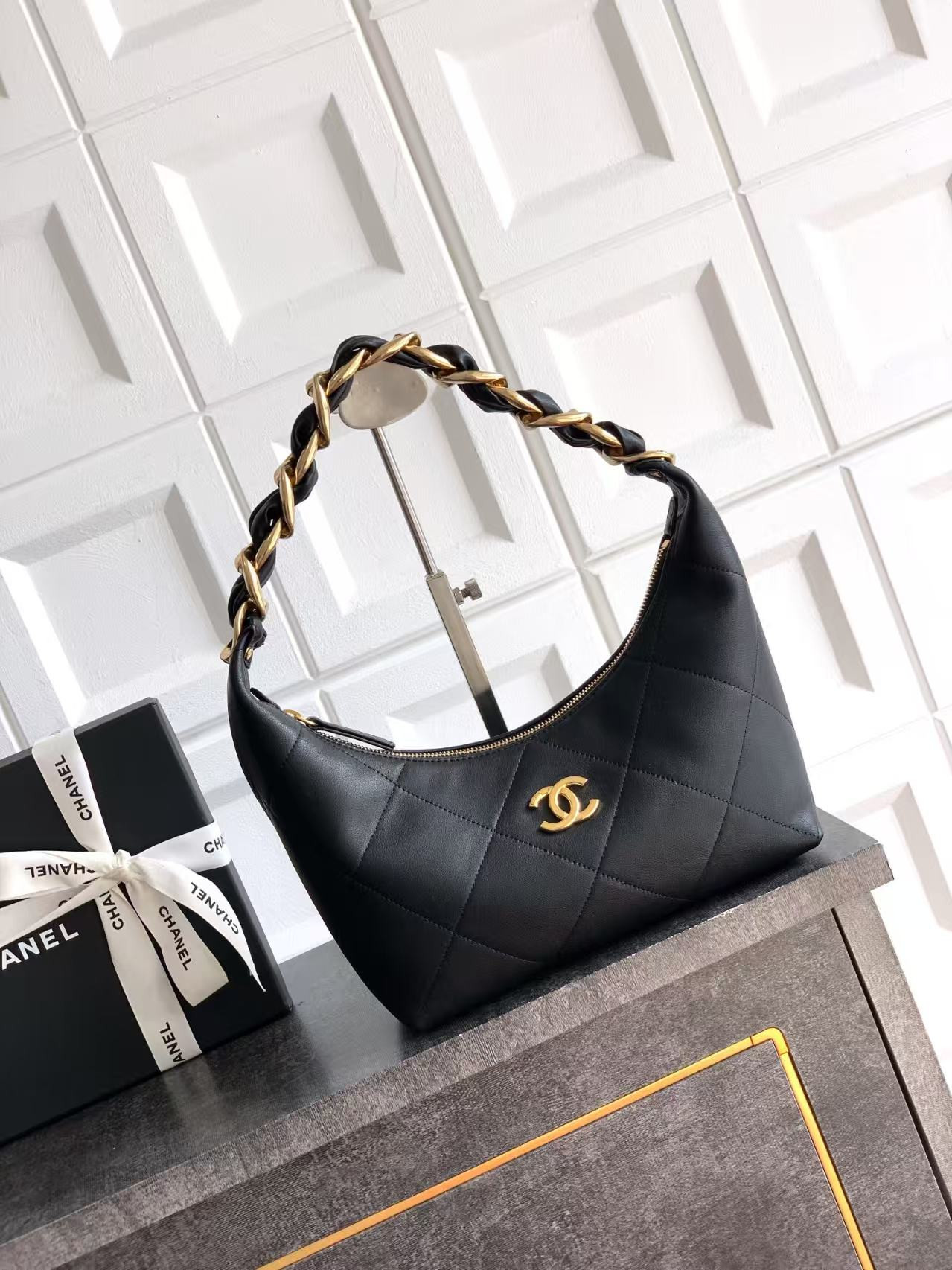 Ch*el hobo handbag 24x28x8cm