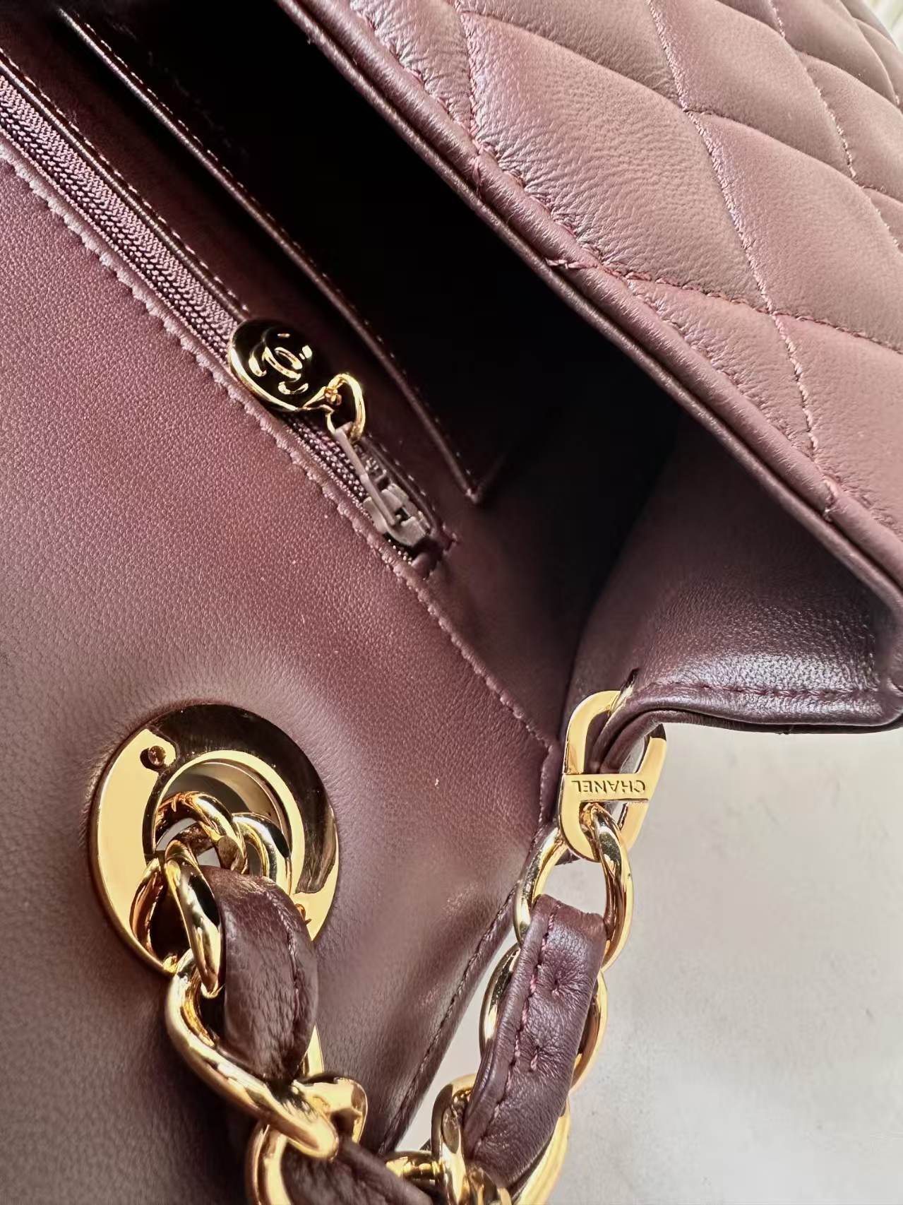 Ch*el flap bag 25x20x9cm
