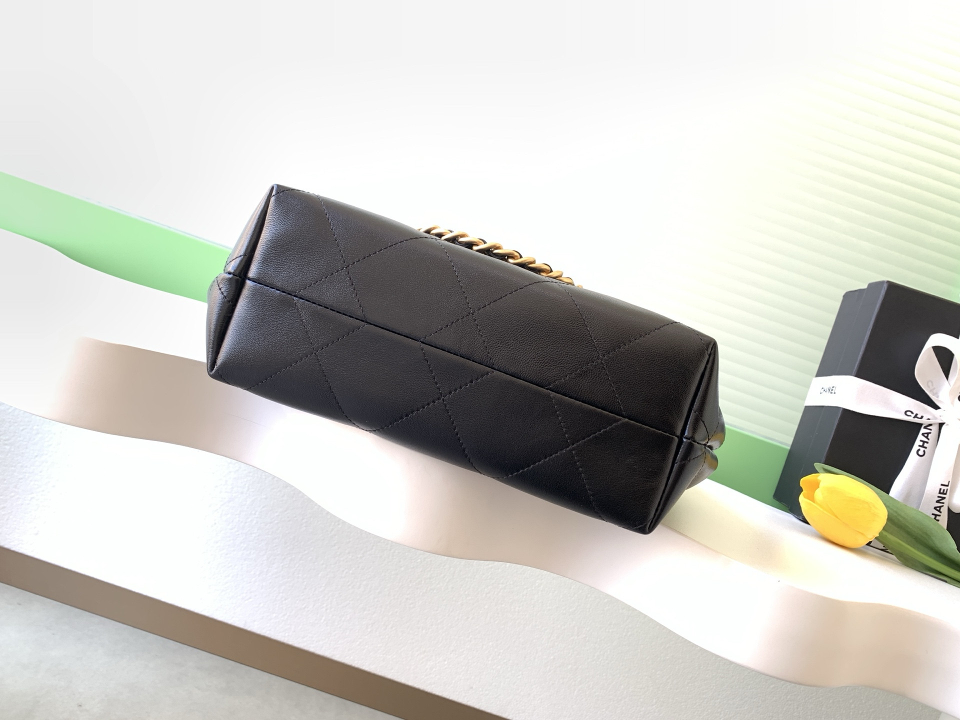 Ch*el hobo bag 24x31x10cm