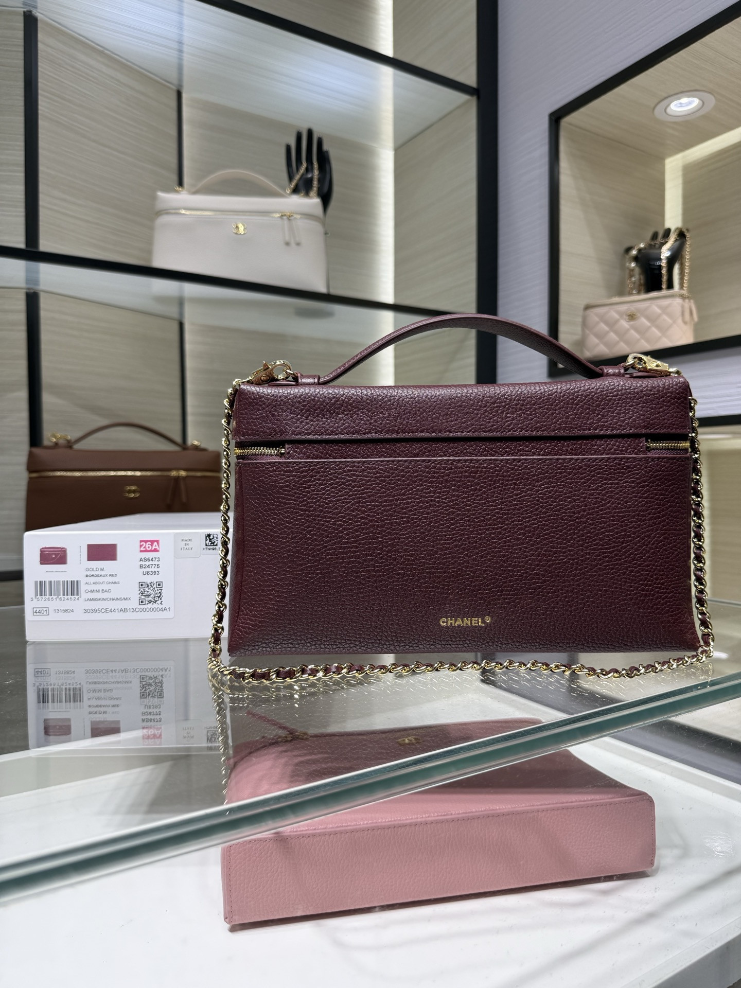 Ch*el classic vanity with chain handbag as6473 17x29x5.5cm