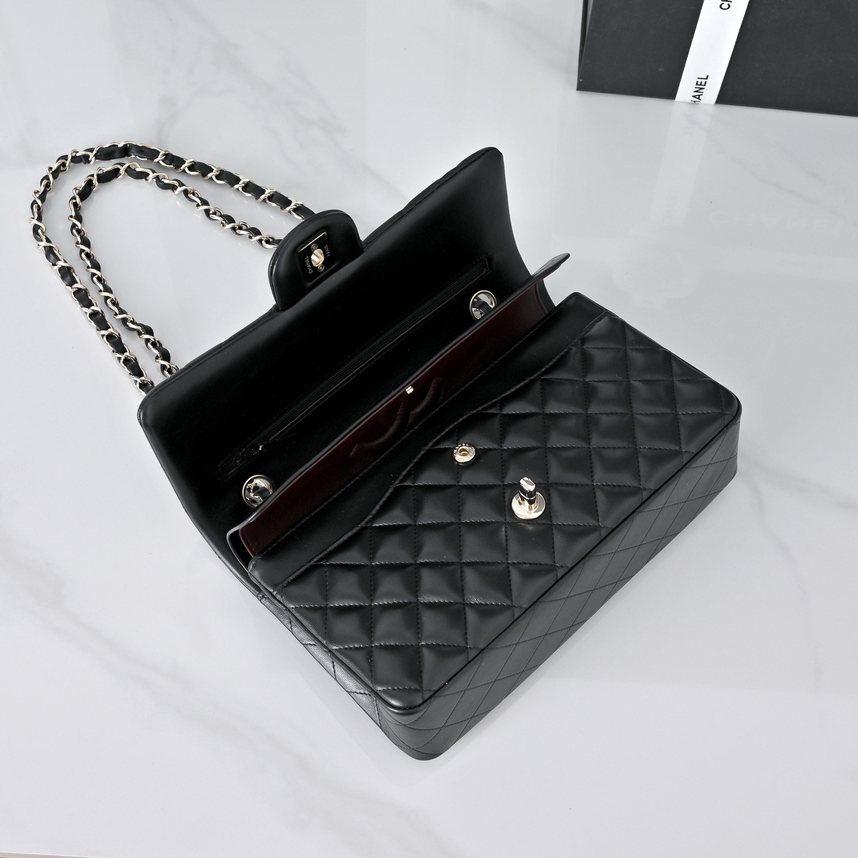 Ch*el classic handbag black lambskin with light gold hardware 15.5×25.5×6cm