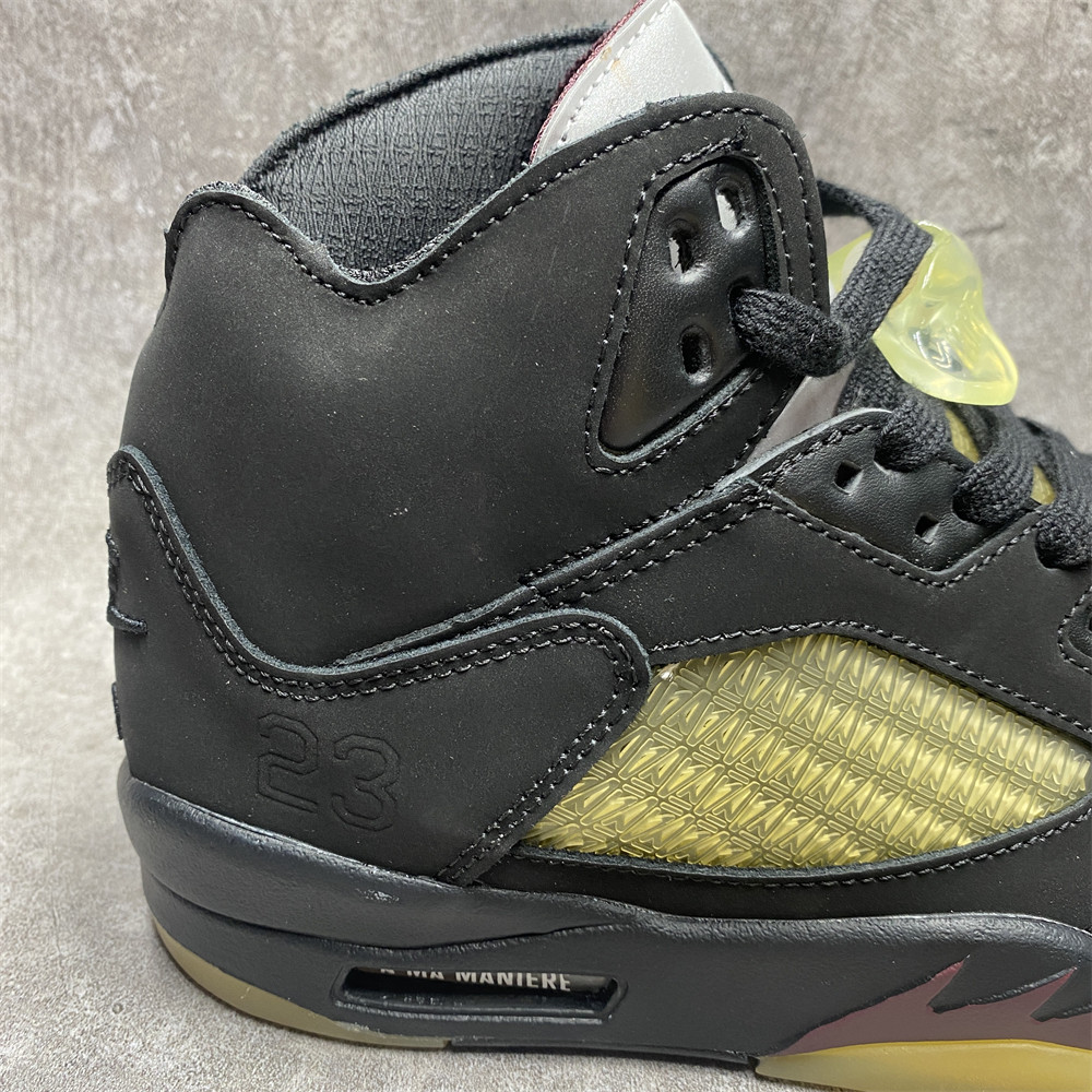 A MA MANIÉRE X AIR JORDAN 5 RETRO 