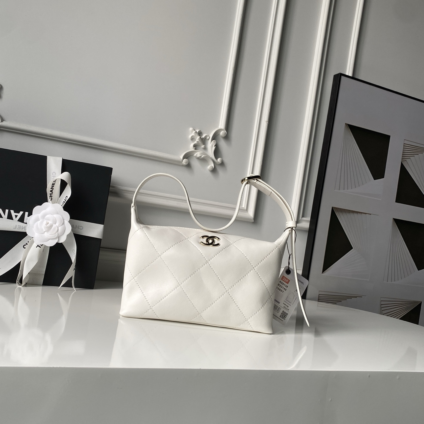 Ch*el hobo handbag as6138 13x23x8cm