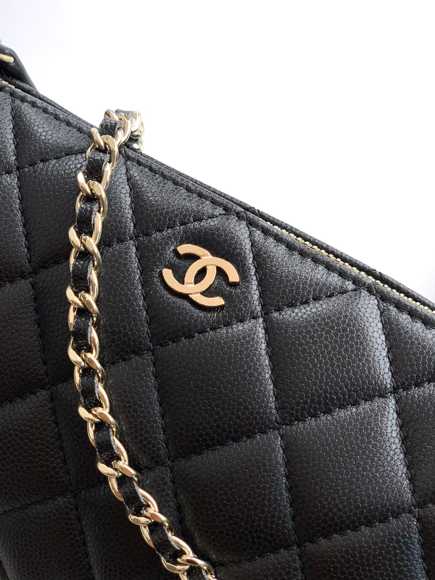 Ch*el shoulder bag 12x21x5.5cm
