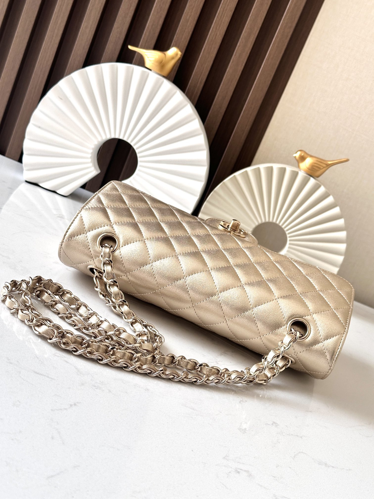 Ch*el classic flap a01112 gold 15.5×25.5×6.5cm