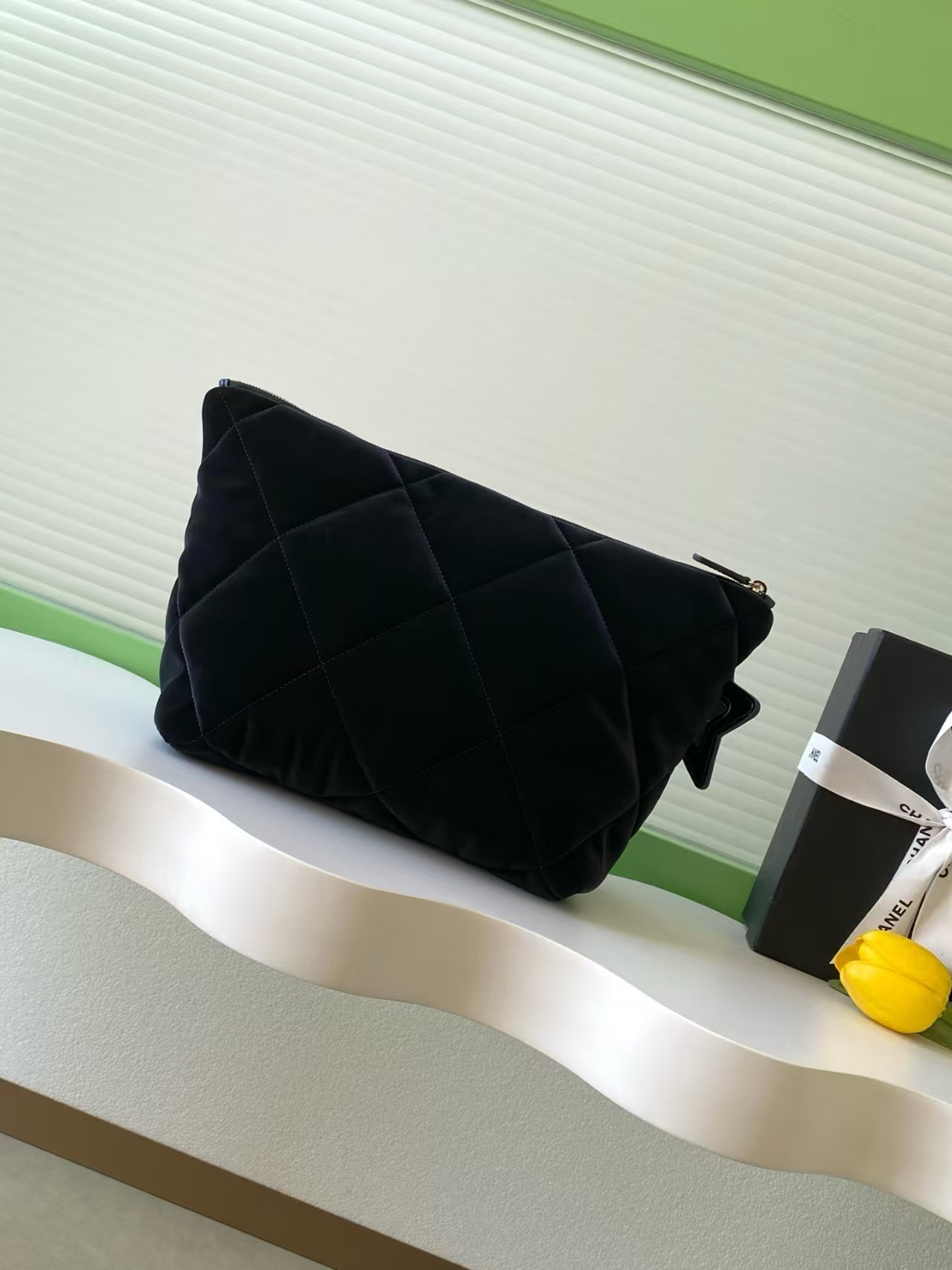 Ch*el zipped case 19.6x33x12cm