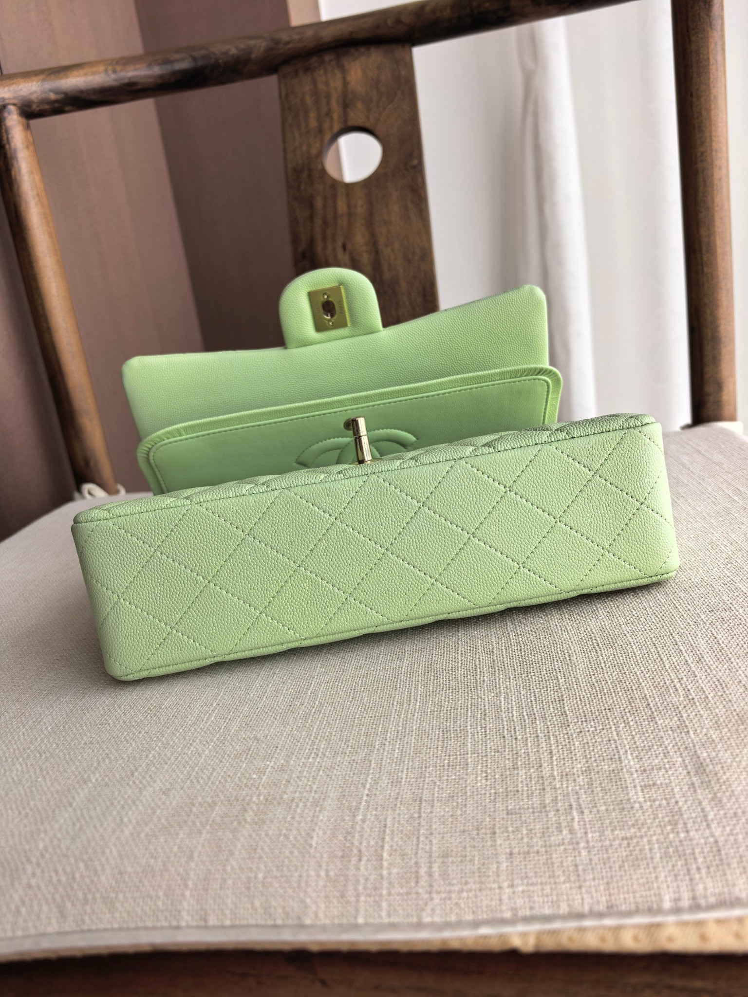Ch*el classic flap mint green bag with light gold hardware a01112 15.5x25.5x6cm