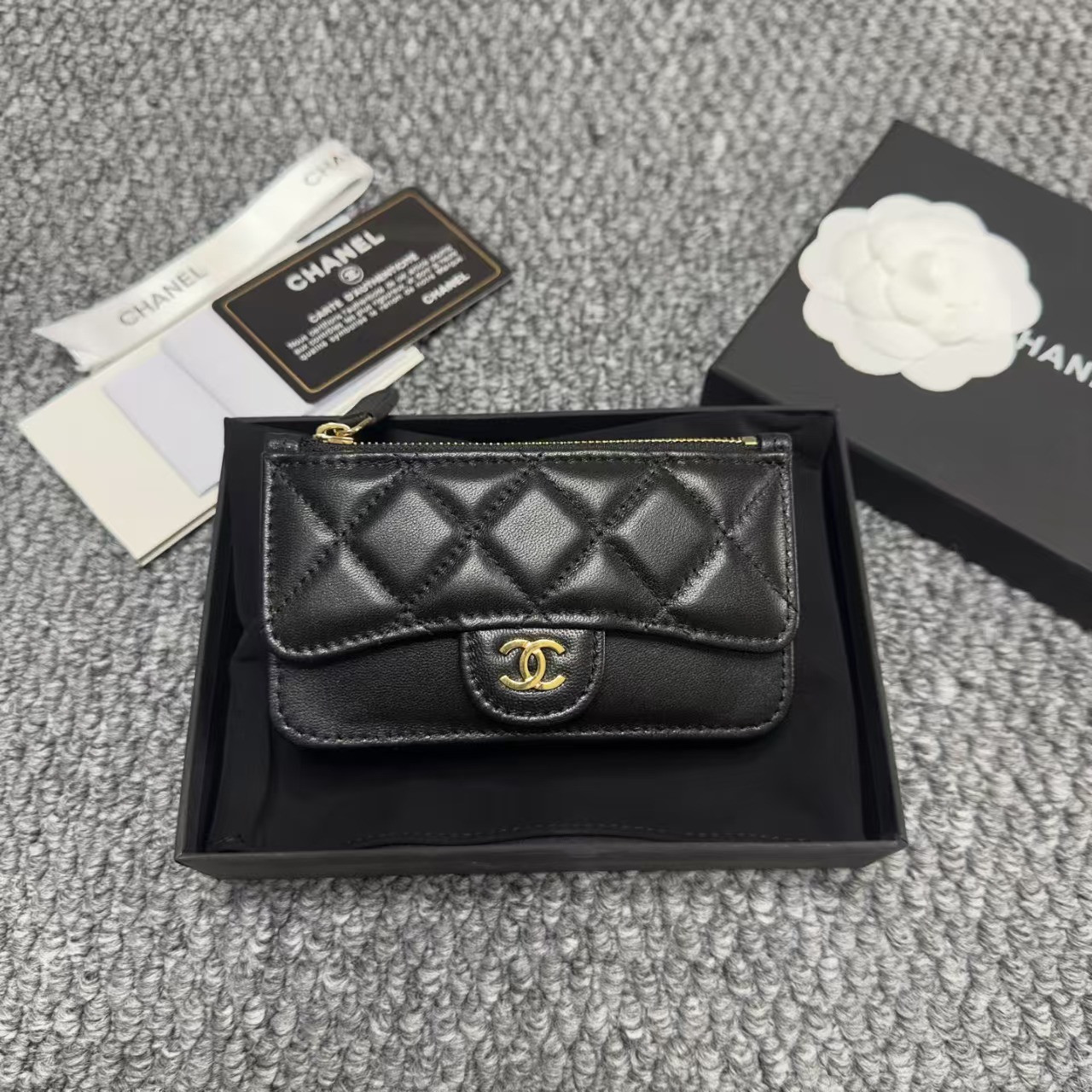 Ch*el classic quilted card holder/coin purse