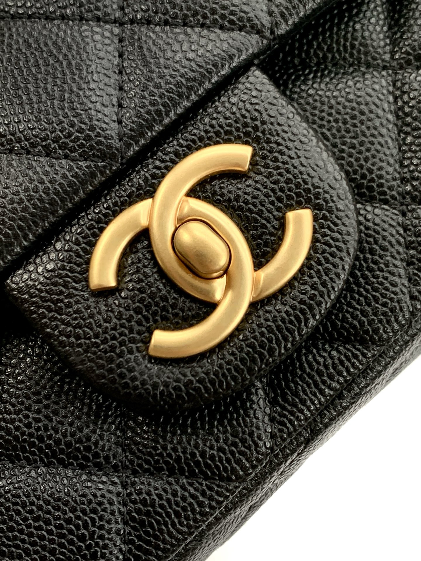 Ch*el flap bag with top handle as5701 19.5x12x6.5cm