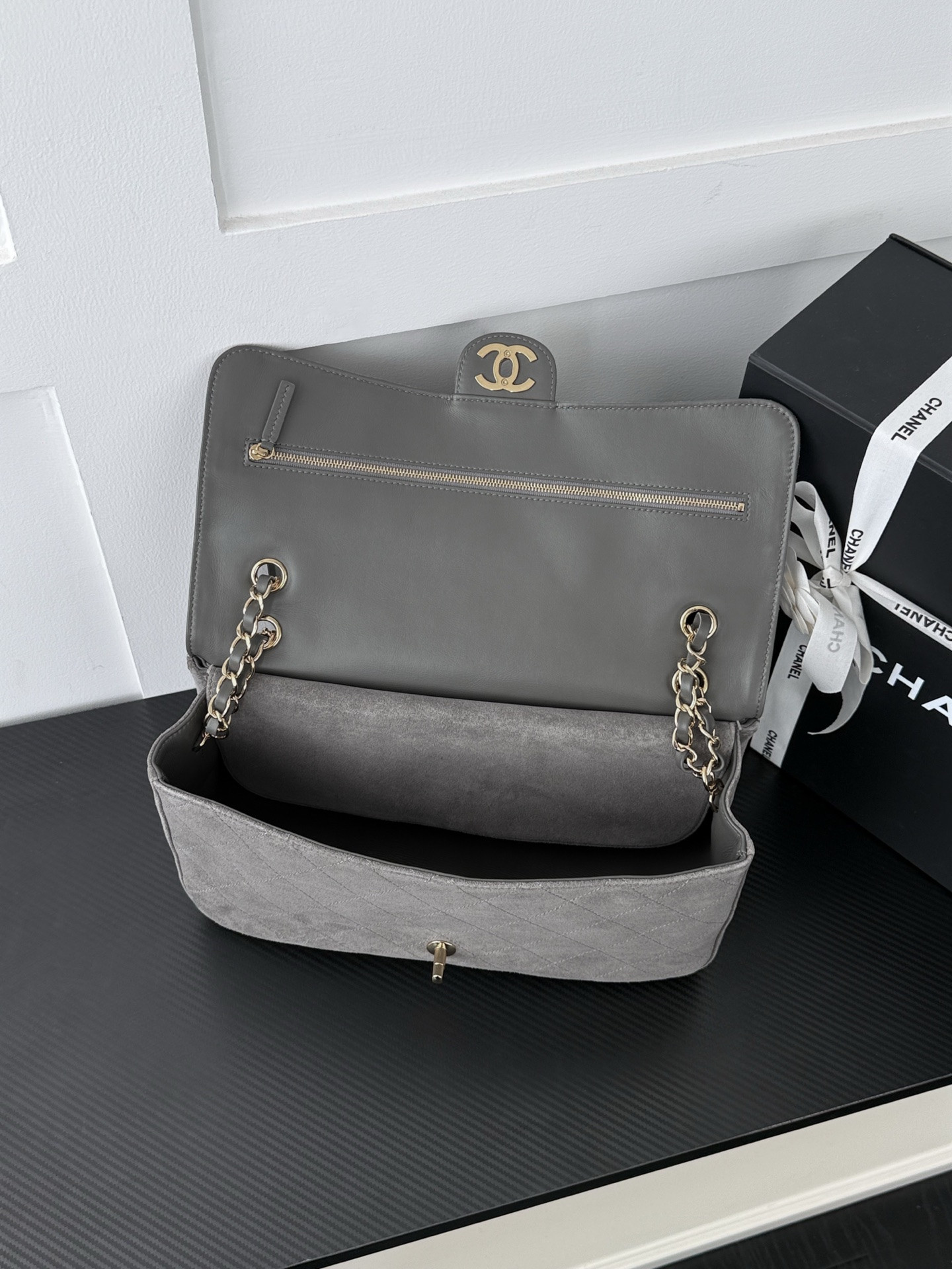 Ch*el flap bag as6627 19.5x32x10cm