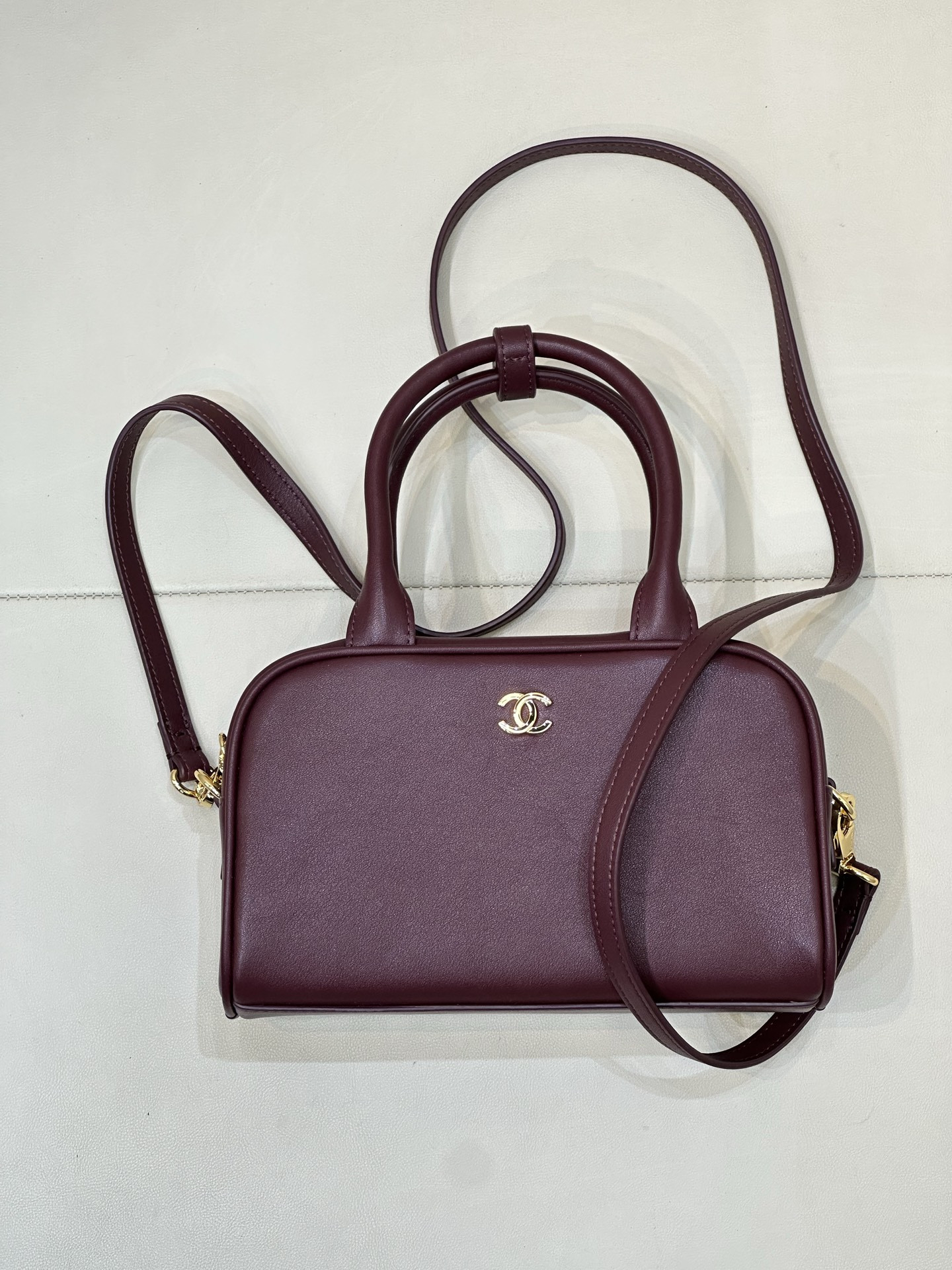 Ch*el bowling clutch with leather strap ap5528 13x21x9cm