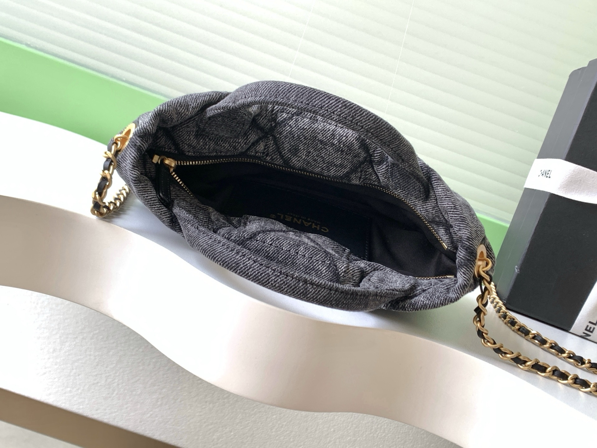 Ch*el mini bow bag 18x26x5cm