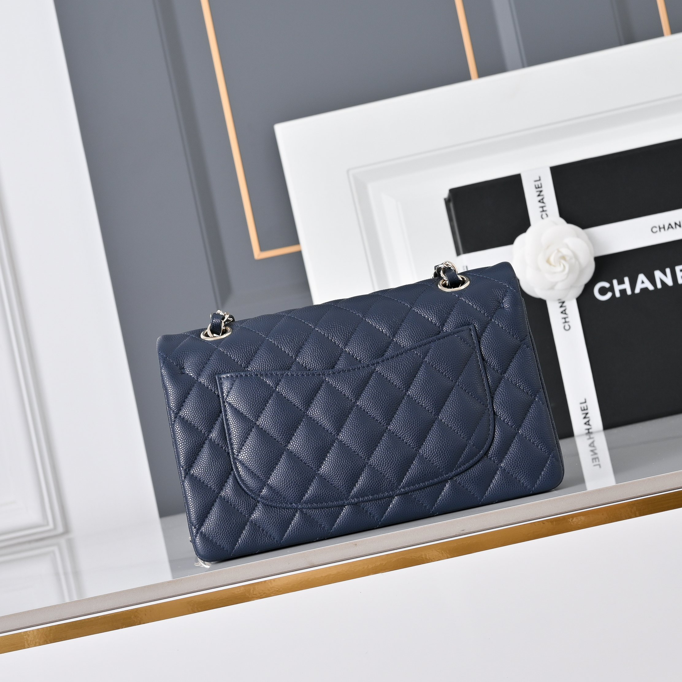 Ch*el classic flap handbag royal blue with light gold hardware and caviar leather a01113 23x14.5x6cm