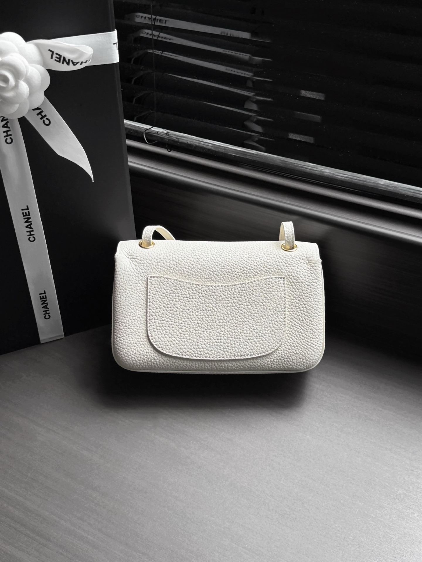 Ch*el mini flap bag gold hardware as6573 13x20x6cm