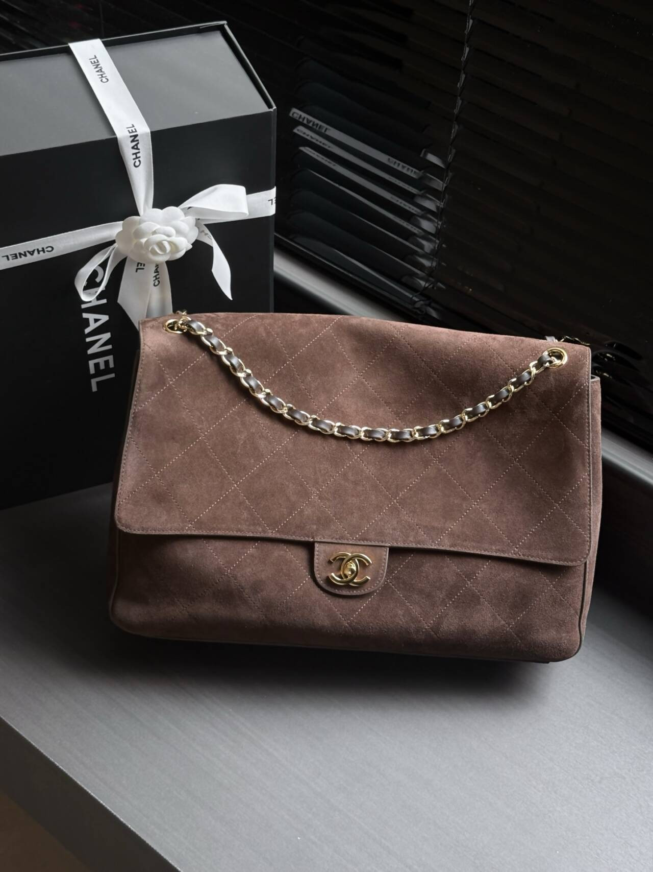 Ch*el flap bag brown as6234 38.5x26x11cm