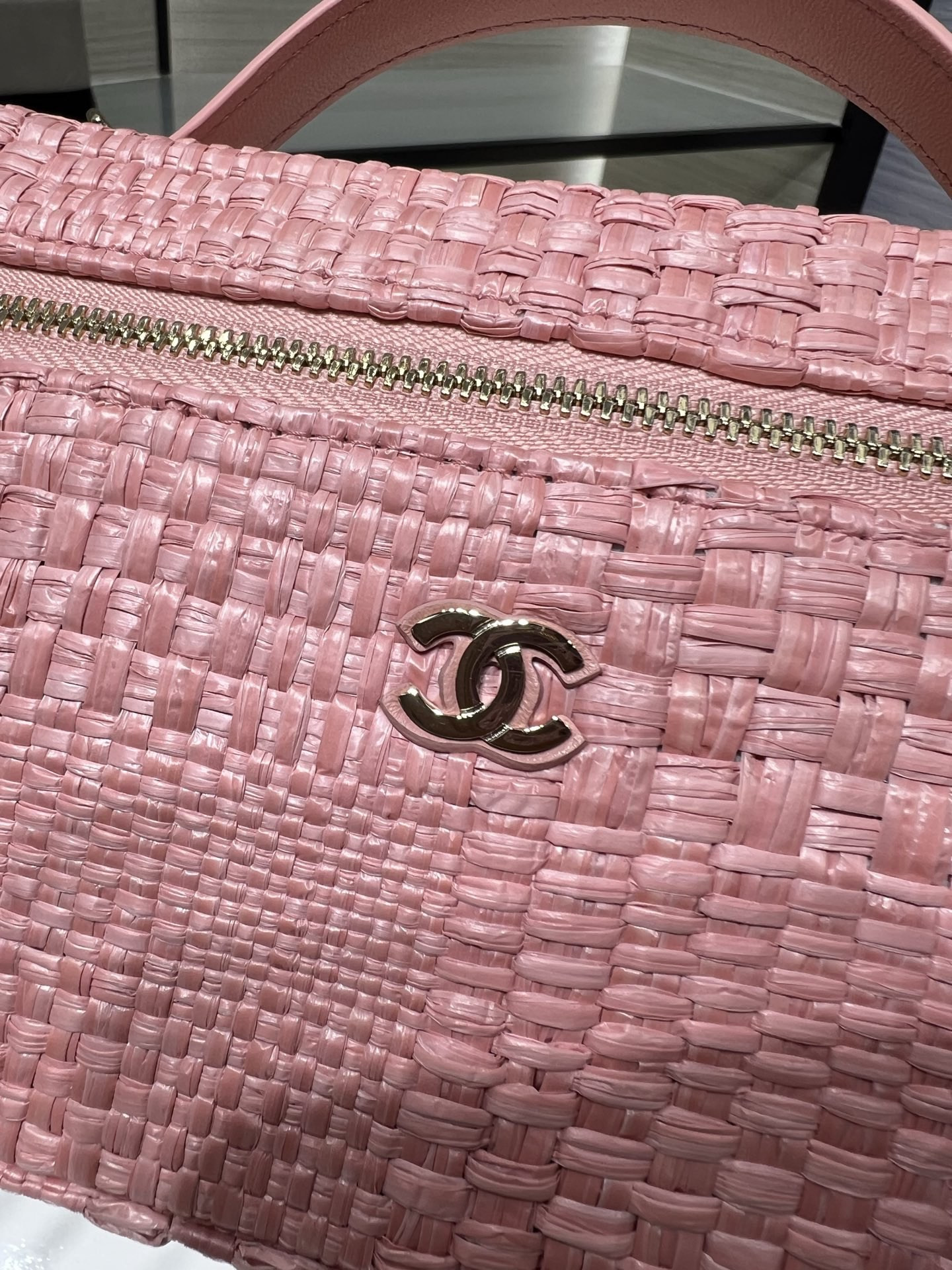 Ch*el classic vanity with chain handbag ap4385 17x19.5x5cm