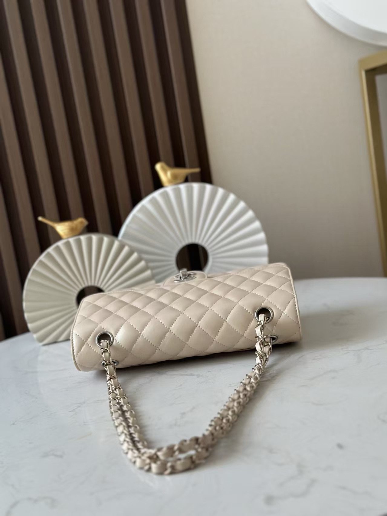 Ch*el classic flap bag pearlescent apricot-colored lambskin with silver hardware 15x25.5x6cm