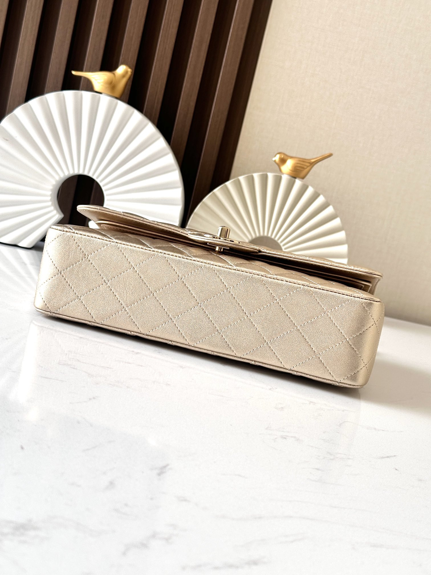 Ch*el classic flap a01112 gold 15.5×25.5×6.5cm