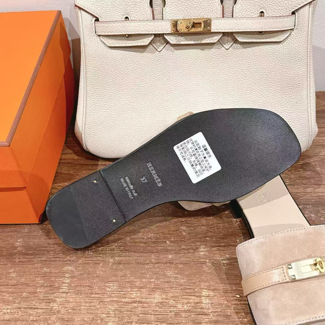 UA Hermès Giulia sandal