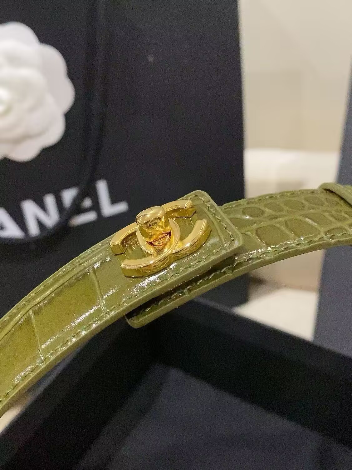 Ch*el belt one size