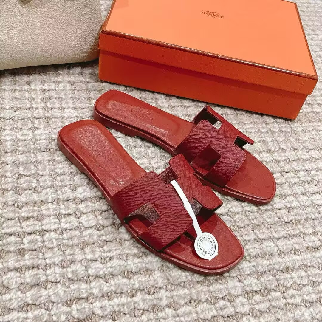 UA Hermès Oran sandal