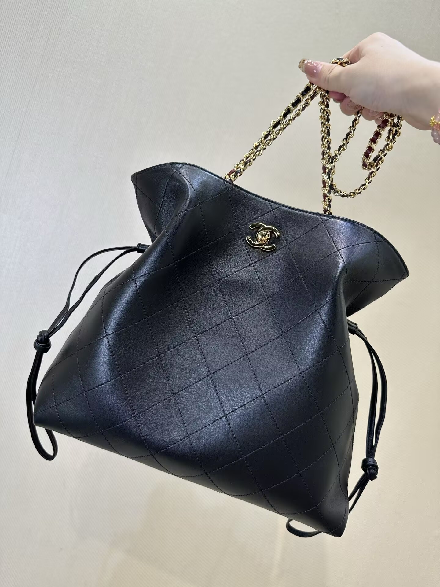 Ch*el small tote bag as6495 25x30x12cm