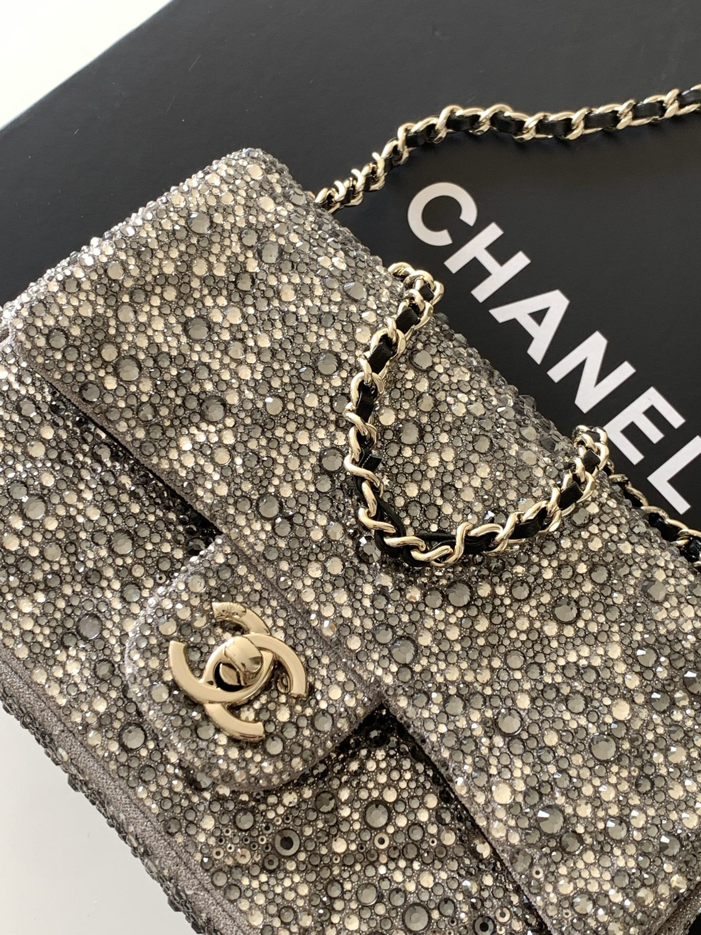 Ch*el flap bag 13x21x8cm