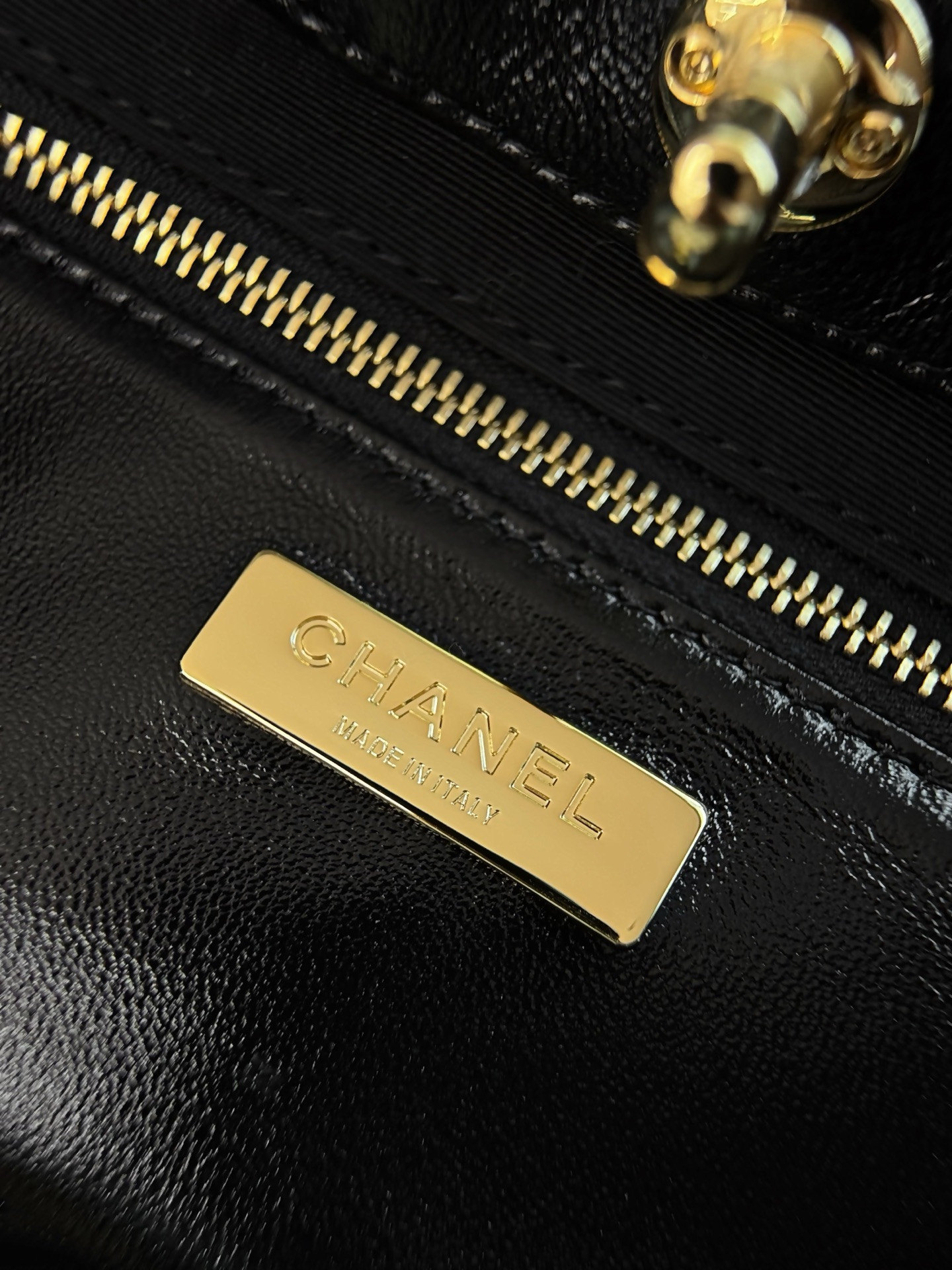 Ch*el 31 shopping bag as6361 22x32x6.5cm