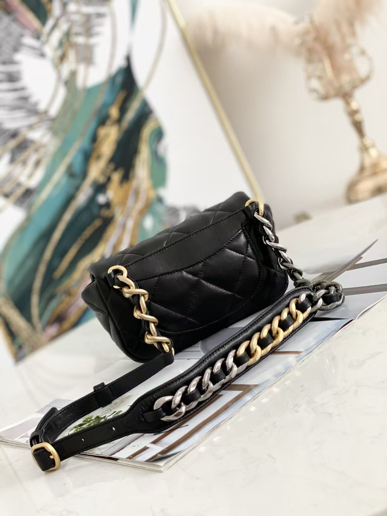 Ch*el 19 belt bag 20x10x5.5cm