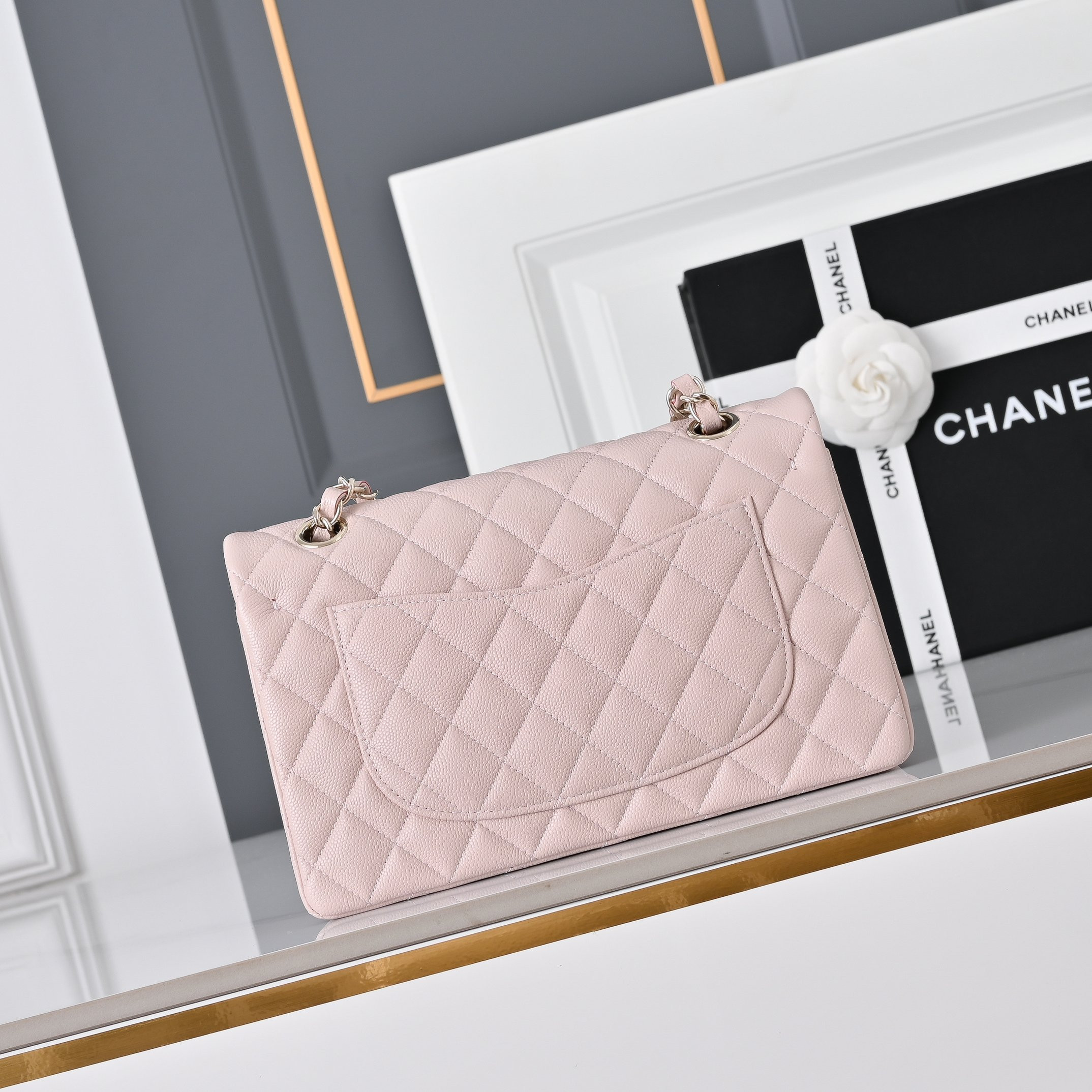 Ch*el classic flap handbag light pink with light gold hardware and caviar leather a01113 23x14.5x6cm