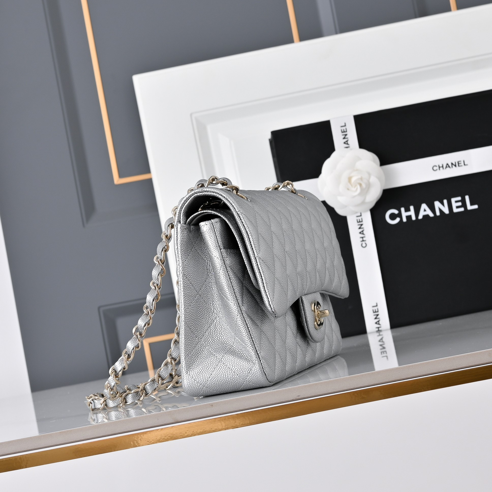 Ch*el classic flap light gold hardware a01112 15.5x25.5x6.5cm