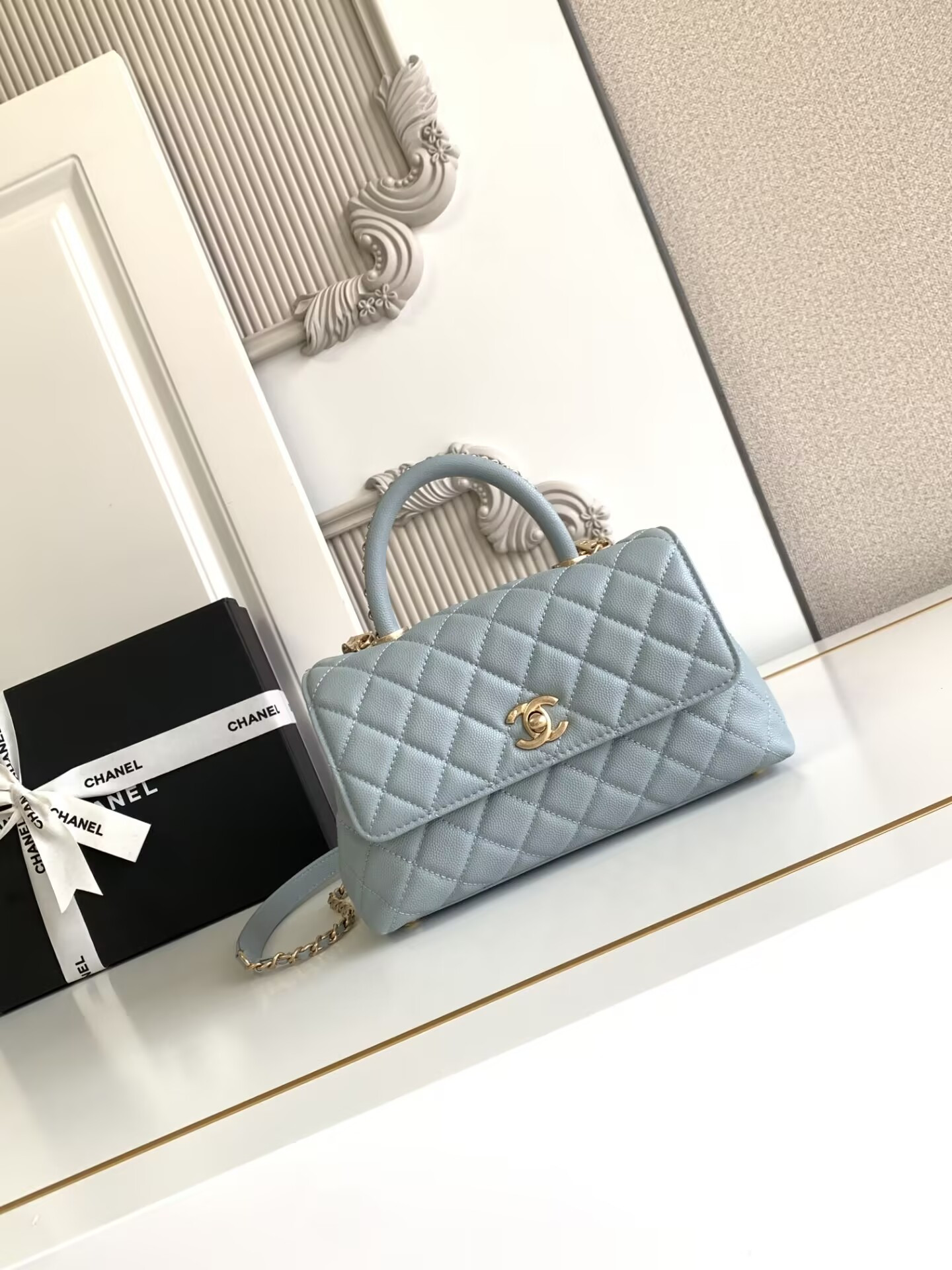 Ch*el coco handle bag 23cm
