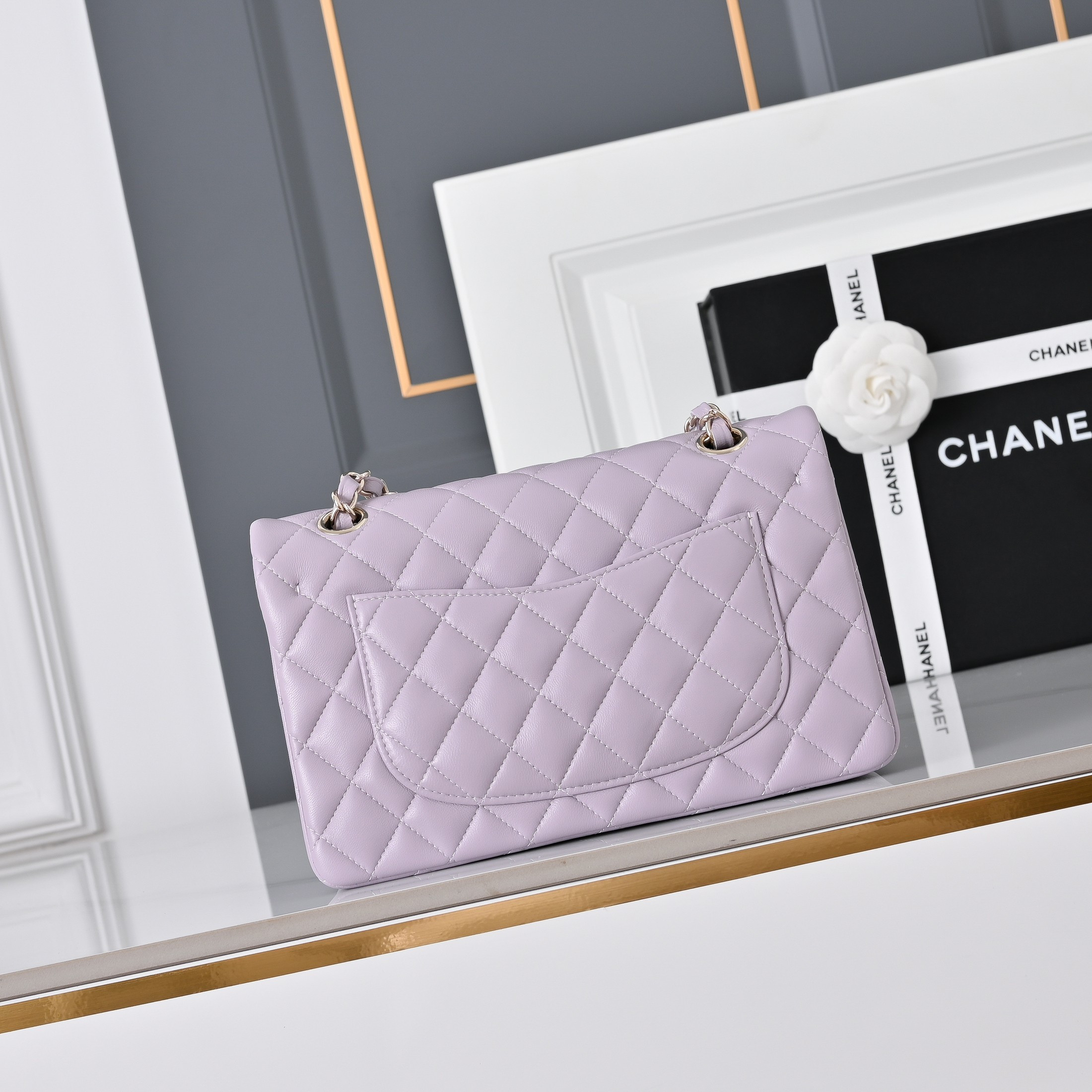 Ch*el classic flap handbag light purple with light gold hardware a01113 23x14.5x6cm