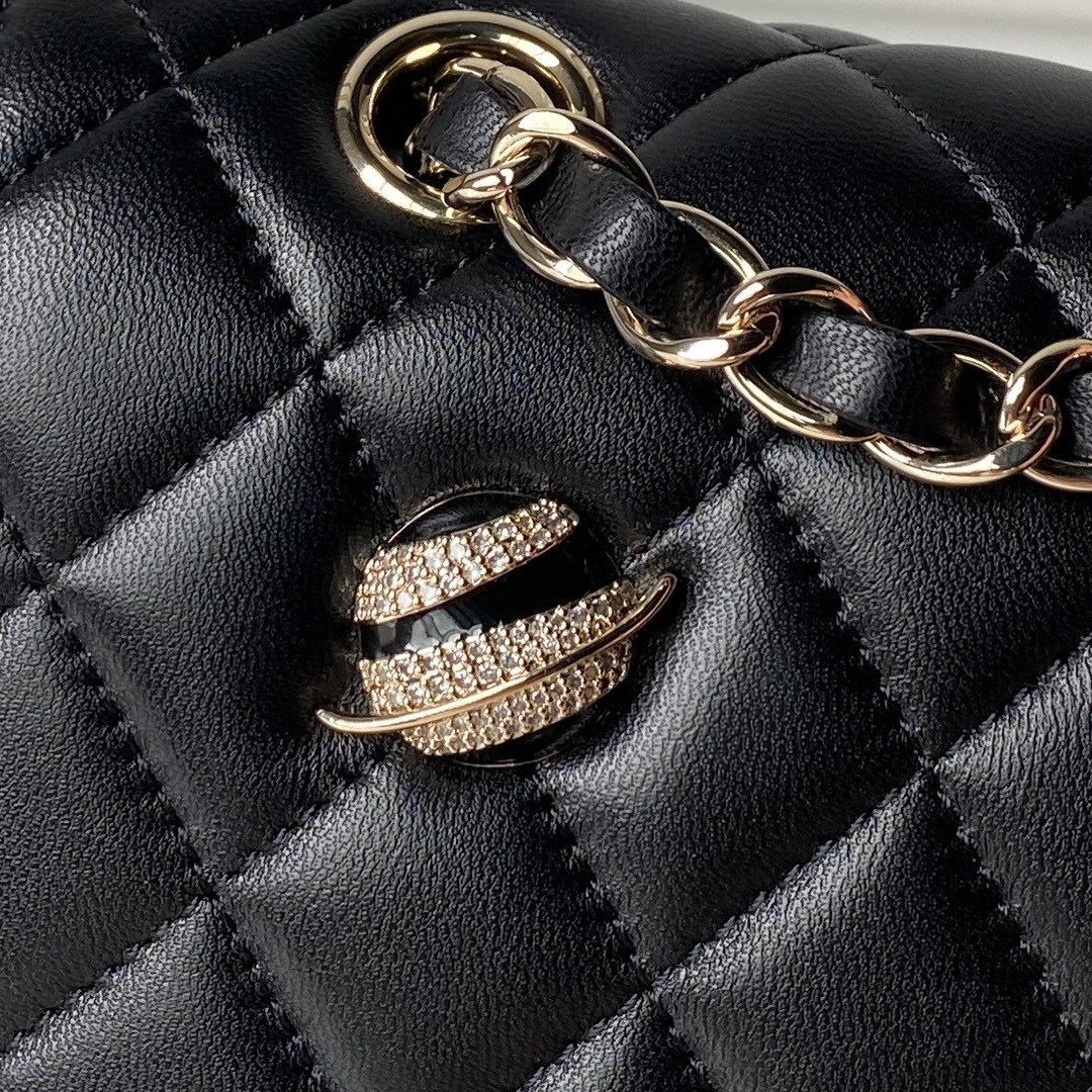 Ch*el classic flap bag a01112 15x25x6cm