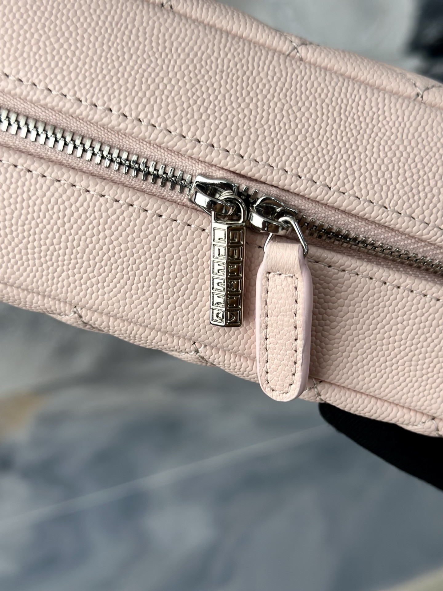 Ch*el pouch bag a31105 21x6x14cm