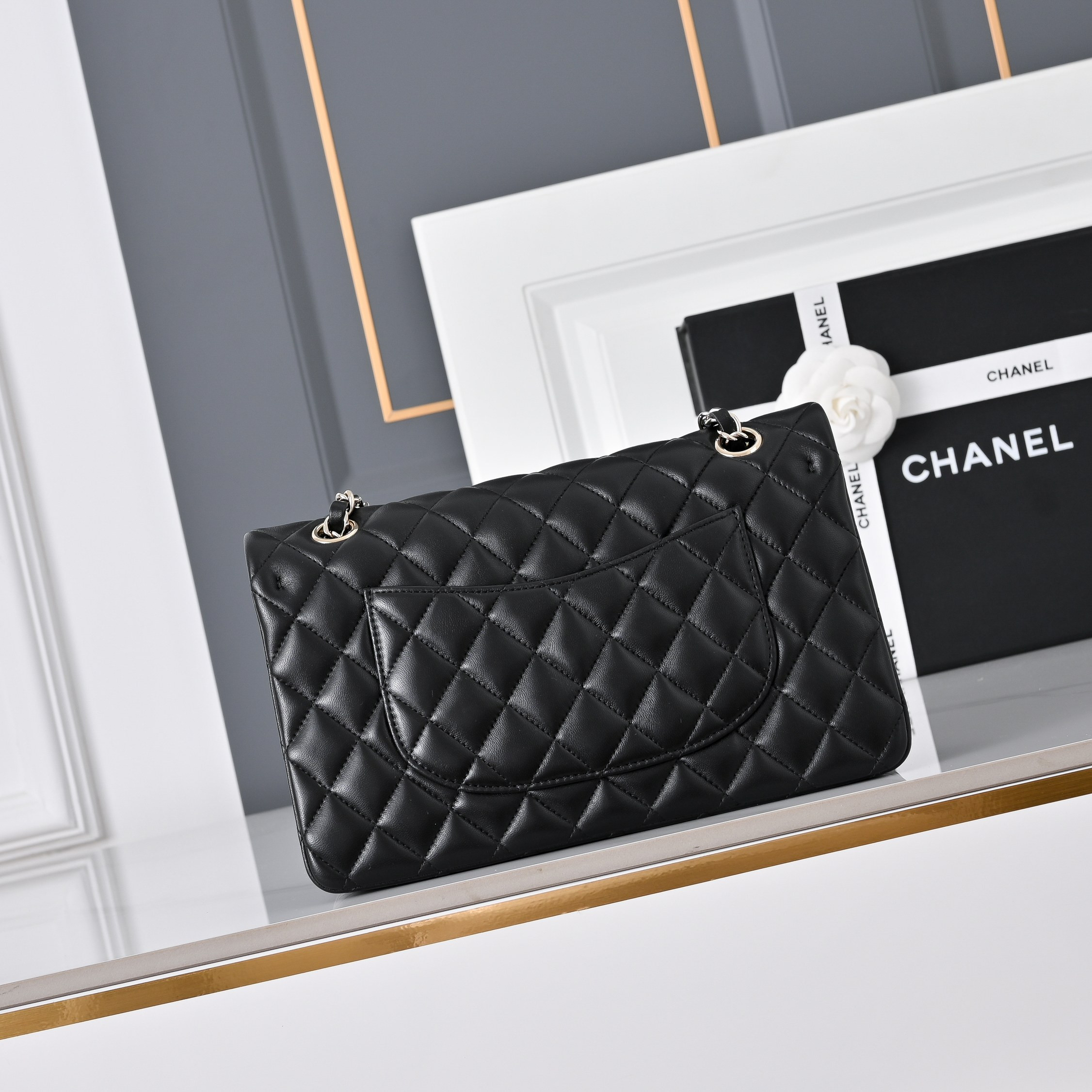 Ch*el classic handbag black lambskin with light gold hardware 15.5×25.5×6cm