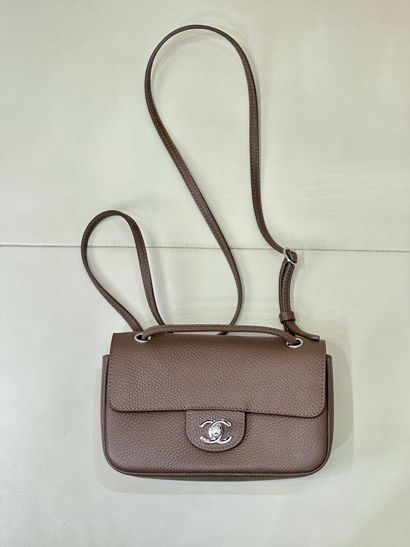 Ch*el mini flap bag as6573 13x20x6cm