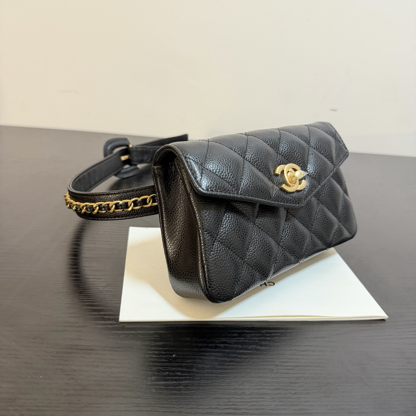 Ch*el belt bag 18x12x3.5cm