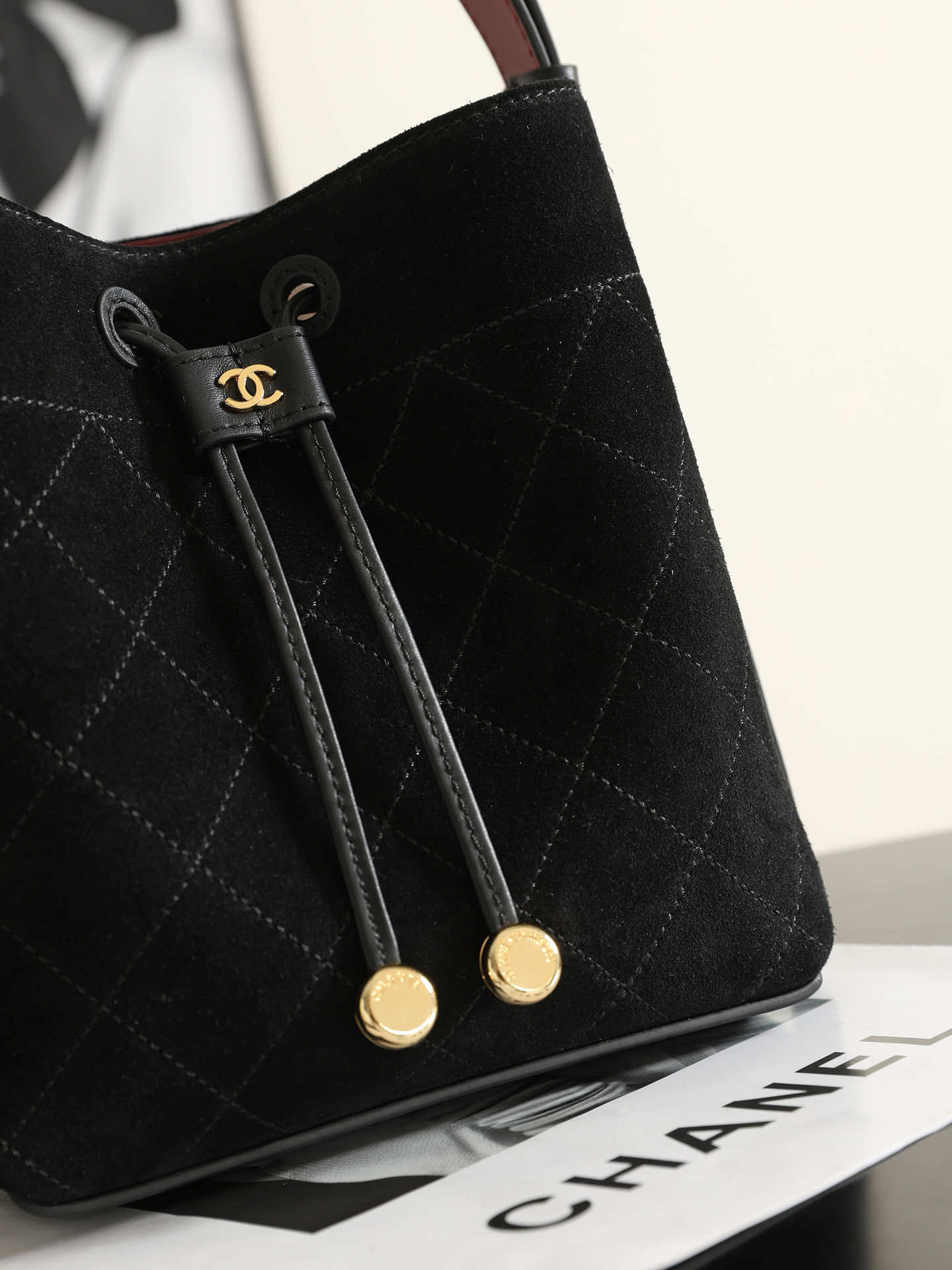 Ch*el bucket bag as6537 18x18x10cm