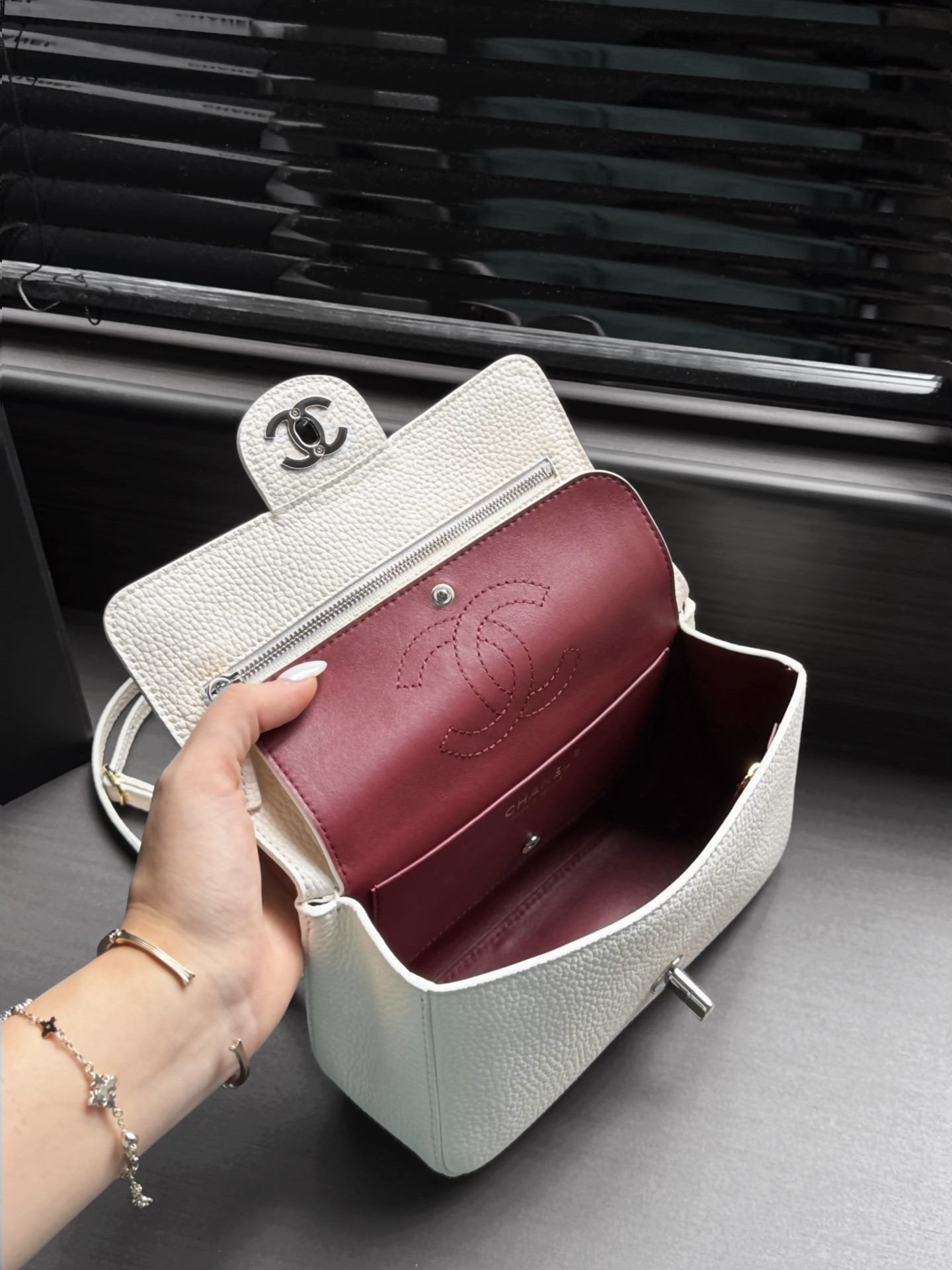 Ch*el mini flap bag silver hardware as6573 13x20x6cm